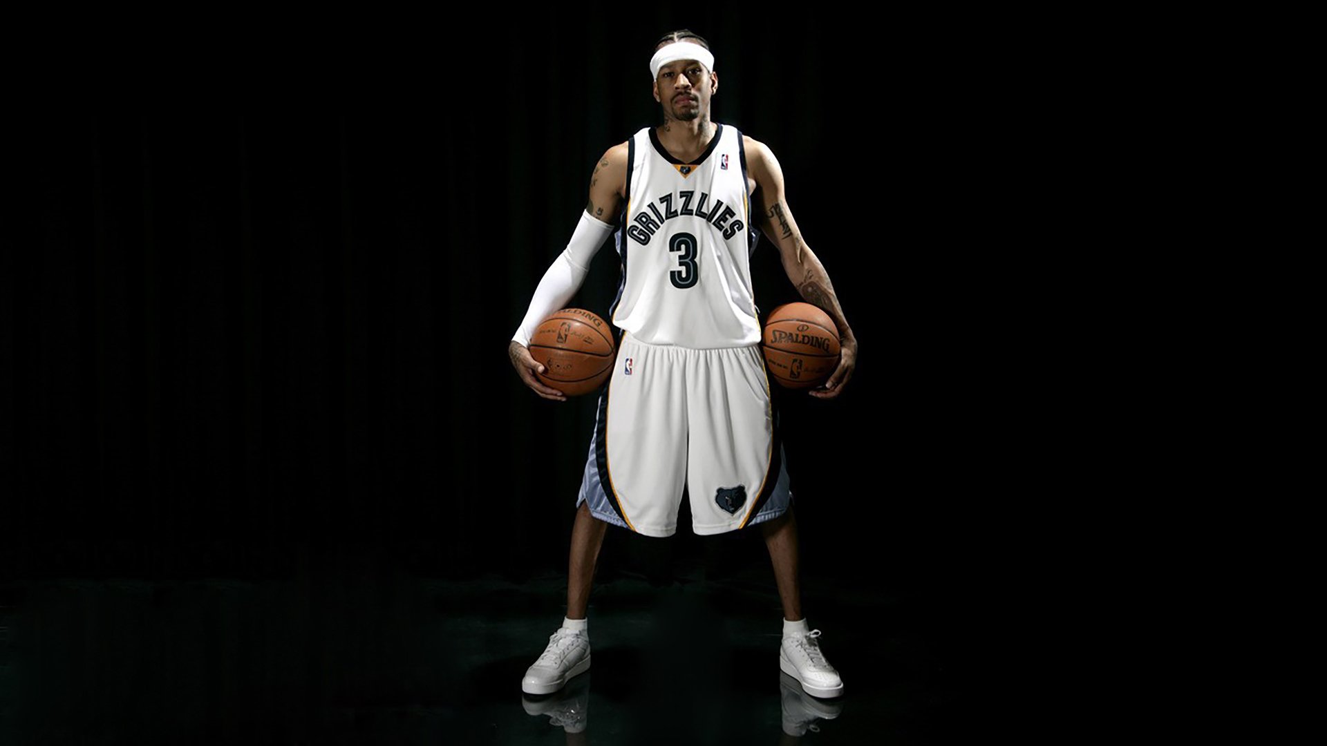 爱游戏官方网站-全场篮球全明星赛震撼登场，全场篮球全明星赛震撼登场视频