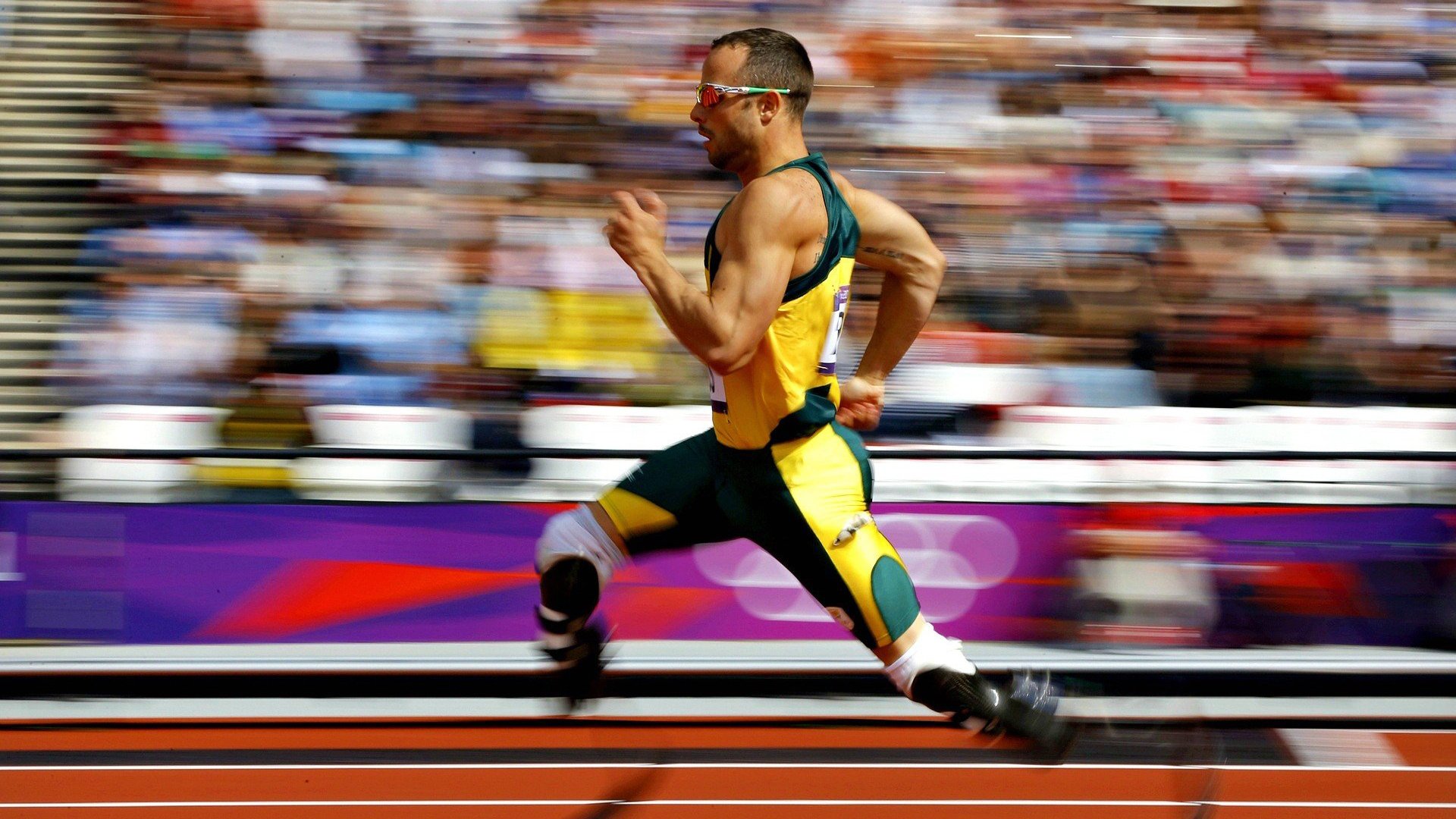 爱游戏体育-国足主帅制定科学训练计划，提升球员体能，国足的体能